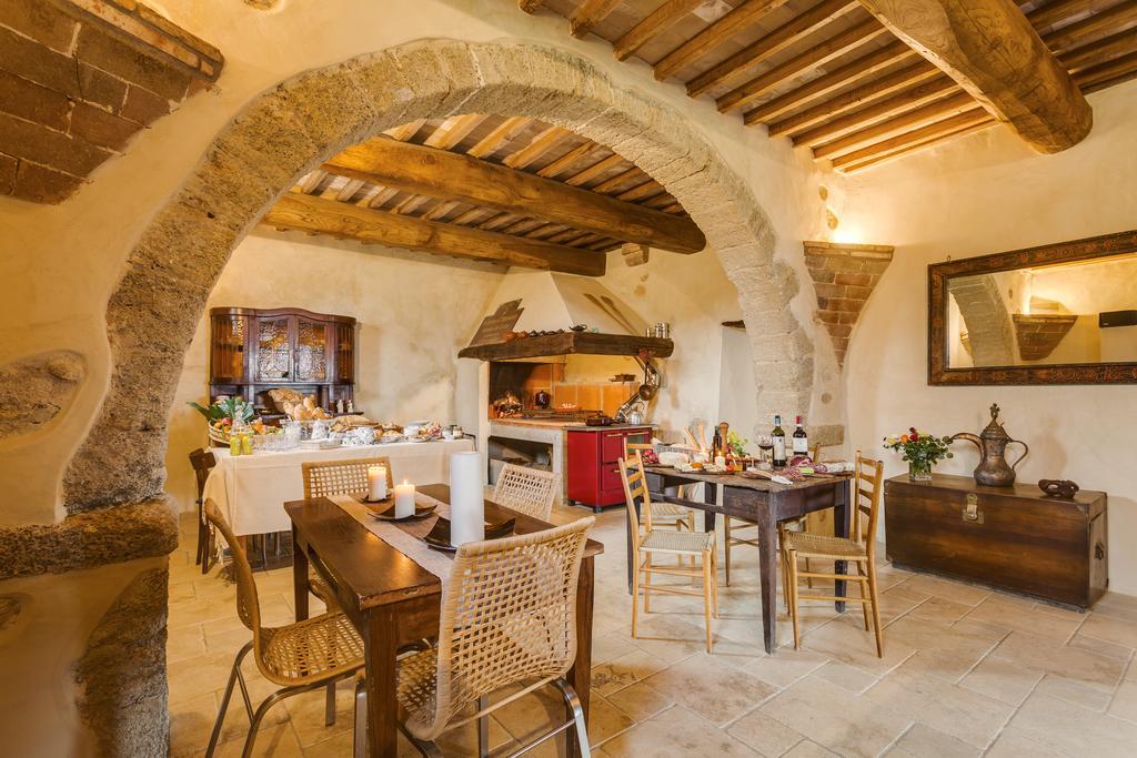 Agriturismo Le Canterie Radicondoli ภายนอก รูปภาพ