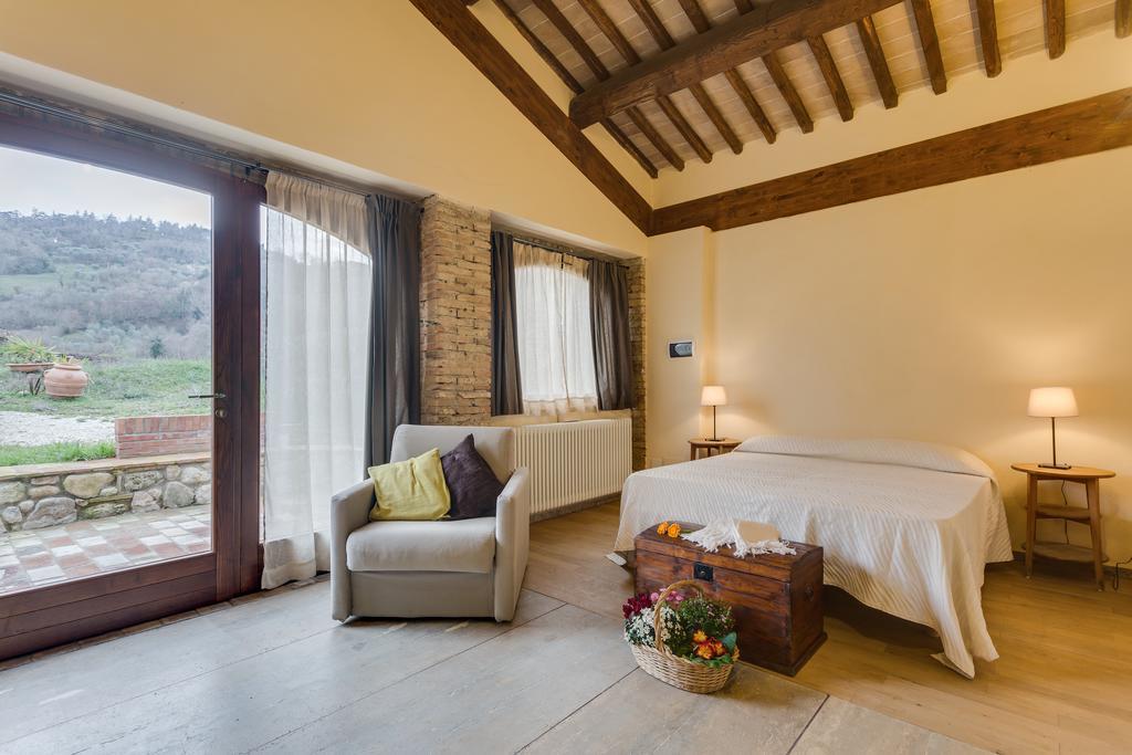 Agriturismo Le Canterie Radicondoli ภายนอก รูปภาพ