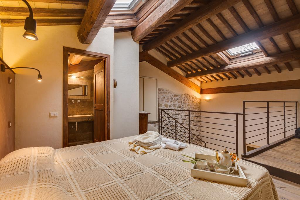 Agriturismo Le Canterie Radicondoli ภายนอก รูปภาพ