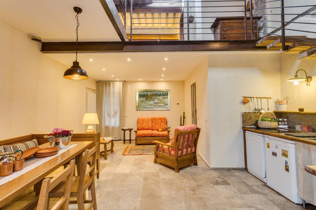 Agriturismo Le Canterie Radicondoli ภายนอก รูปภาพ