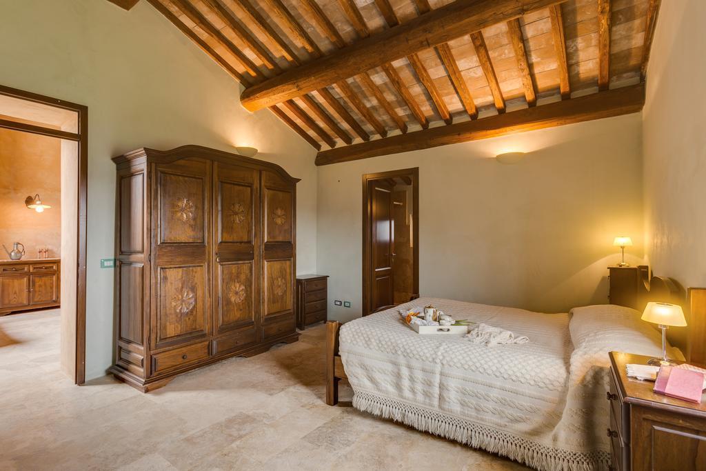 Agriturismo Le Canterie Radicondoli ภายนอก รูปภาพ