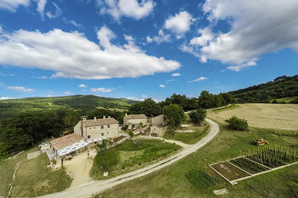 Agriturismo Le Canterie Radicondoli ภายนอก รูปภาพ